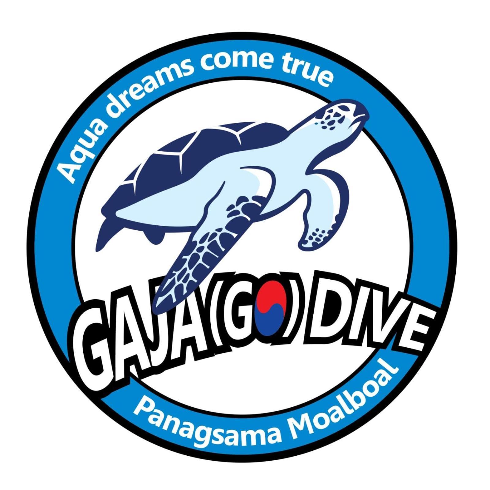Gaja Go Dive & Inn Moalboal Extérieur photo